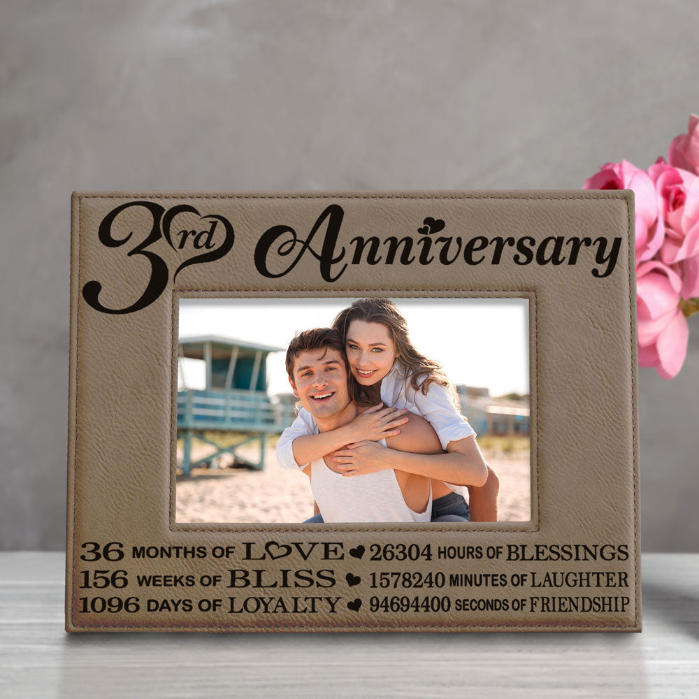 3rd Anniversary Love Bliss Leather Frame