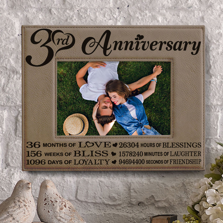 3rd Anniversary Love Bliss Leather Frame