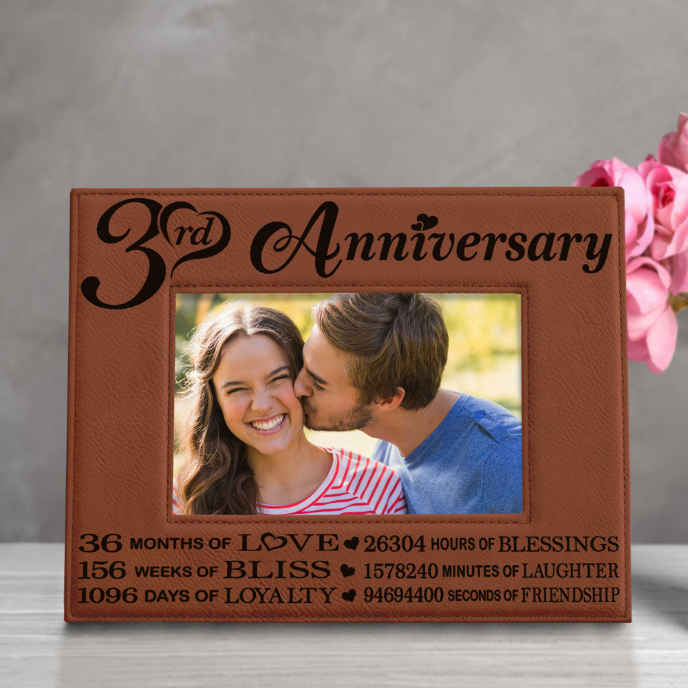 3rd Anniversary Love Bliss Leather Frame