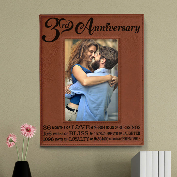 3rd Anniversary Love Bliss Leather Frame